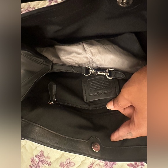 Coach Lexi Laquard and Leather Shoulder Bag - Picture 8 of 8